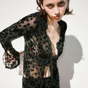 NWT Realisation Par Anais Velvet Silk Ruffle Tie Long Sleeve Blouse Top Black